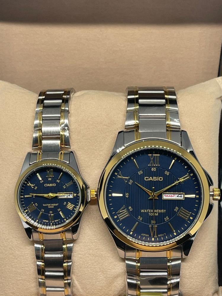 طقم كاسيو ميناء كحلي و اطار رمادي و ذهبي