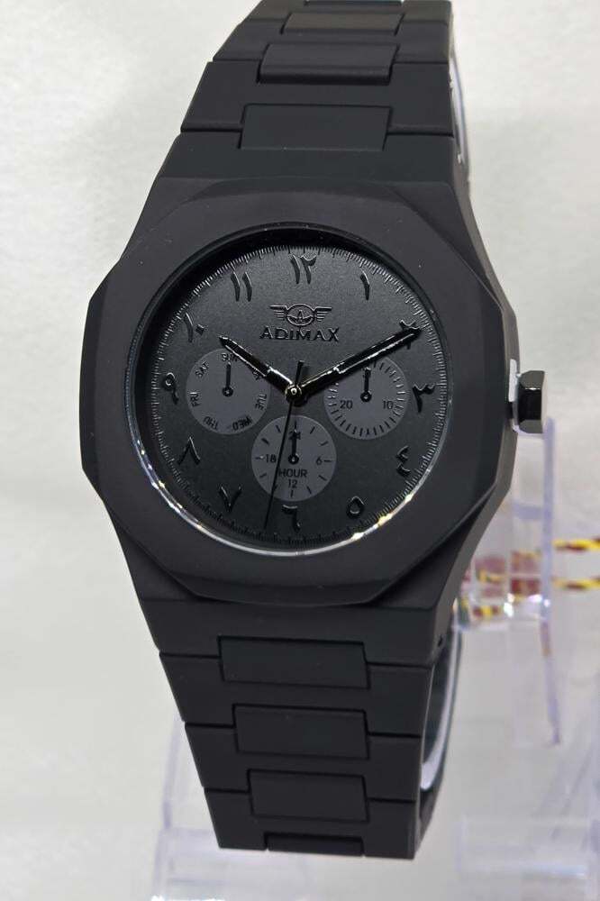 ساعة كاجوال رجالي كاربون اللون أسود بالكامل أرقام عربي