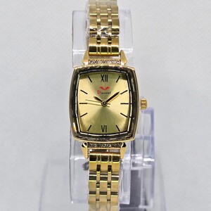 ساعة نسائية ميناء مستطيل ذهبي و سوار ذهبي مفصص